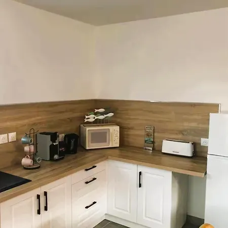 Petite Maison De Proche De La Holiday home
